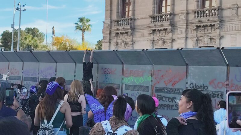 Saldo blanco tras llegada del contingente del 8M a Palacio