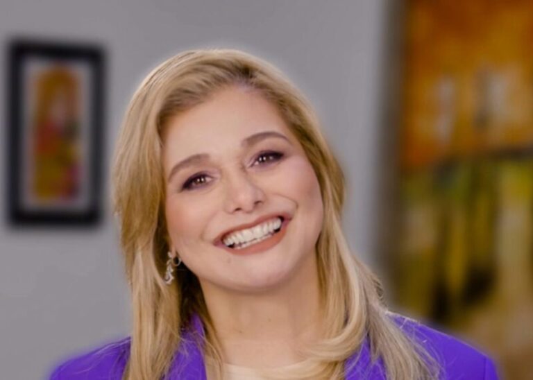 Maru Campos reconoce lucha de mujeres chihuahuenses en el 8M