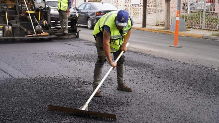 Vecinos reclaman atraso en pavimentación en Cantera 2