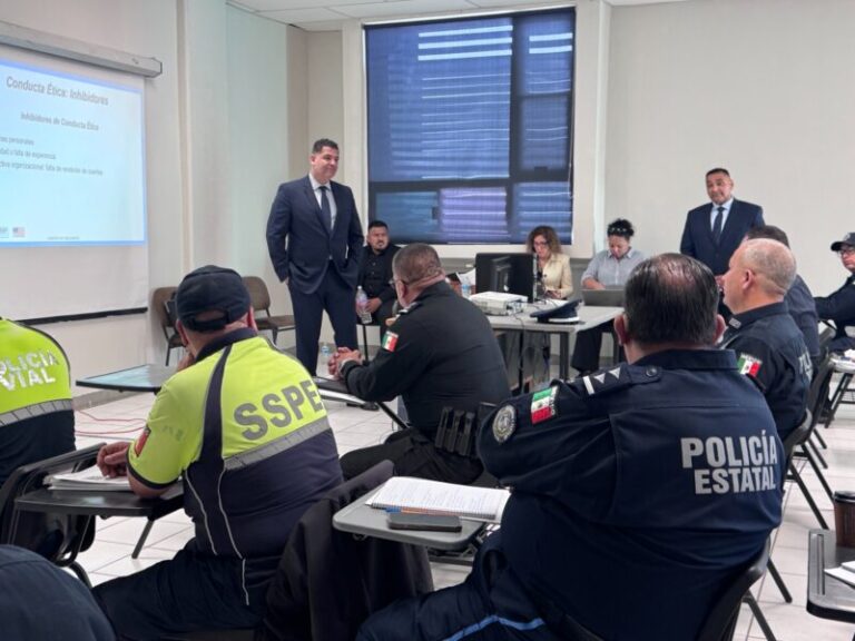 Refuerzan capacidades policiales con curso impartido por INL