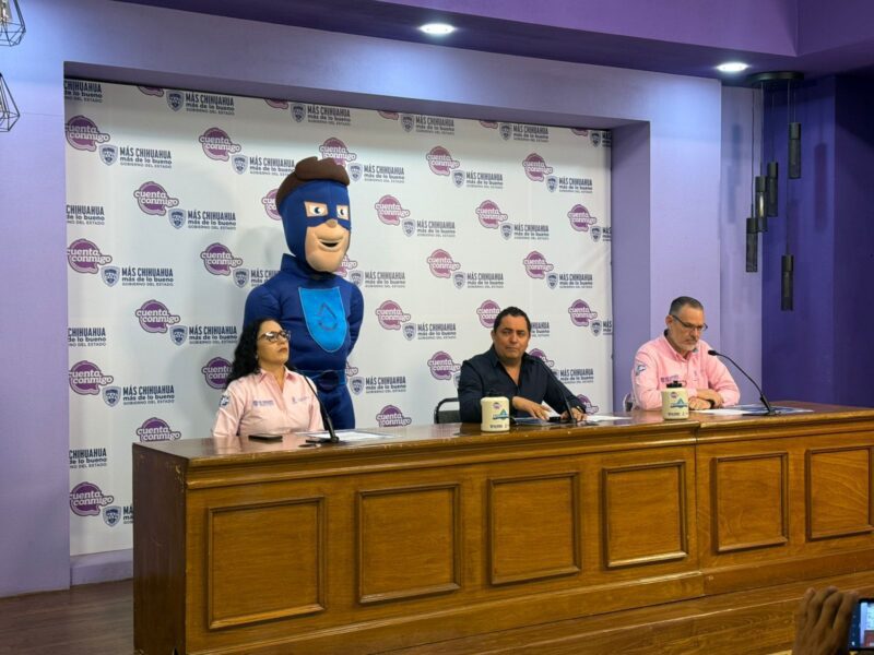 Presentan programa de entrega de tinacos