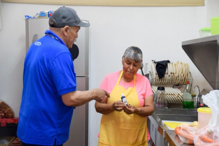 Mantiene Coespris supervisión de pipas de agua potable en Chihuahua