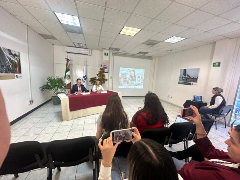 Llama SAT a personas físicas para presentar Declaración Anual 2025