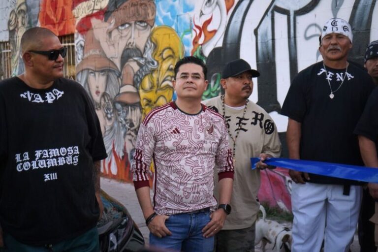 Recorre Loera la Villa Nueva y tira barrio con los Columbus Xlll