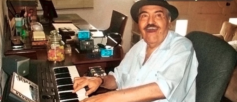 Capulina disfrutaba de su teclado. Foto: Cortesía