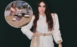 Así es la cálida mansión de Dulce María: entre un enorme jardín y madera caoba