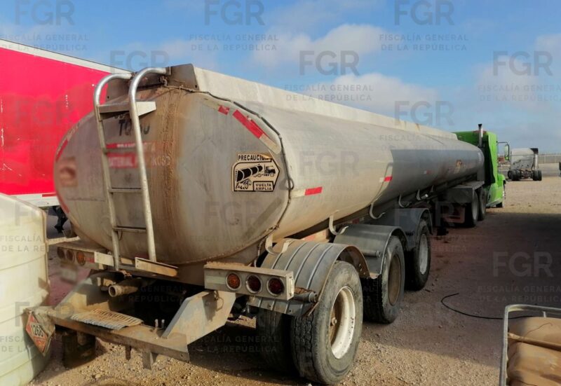 FGR ASEGURA MÁS DE DOS MILLONES DE LITROS DE HIDROCARBURO, TRACTOCAMIONES Y UN INMUEBLE EN REYNOSA, TAMAULIPAS