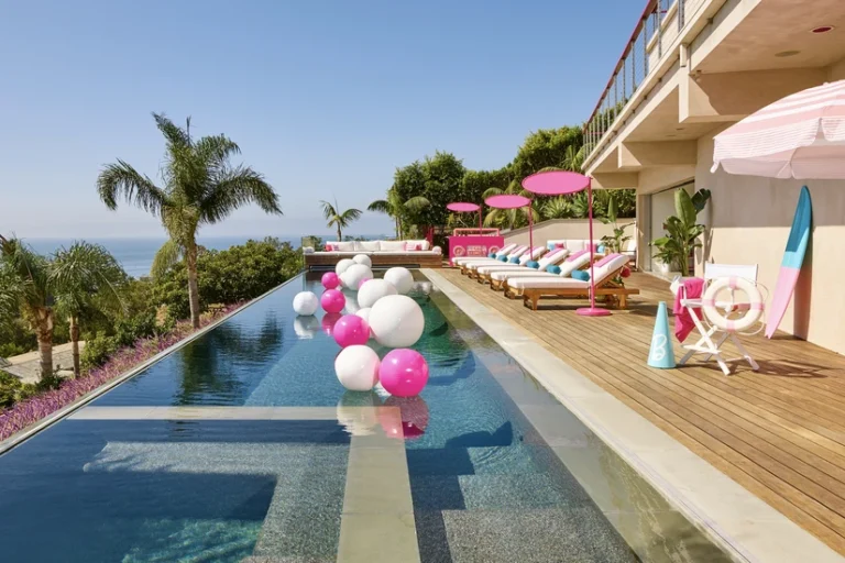 Así era la casa de Barbie en Malibú recreada por Airbnb