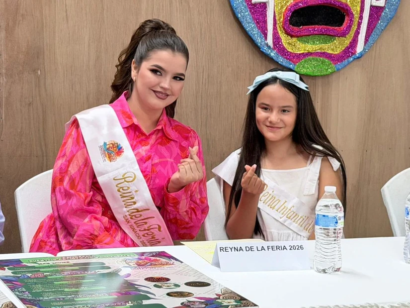 Coronan a Salma I y anuncian que todo está listo para la Expo-Feria de San Ignacio