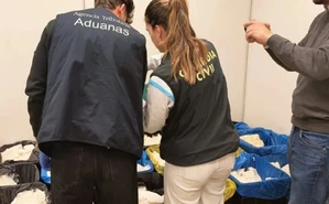 El envío sospechoso desde México que terminó en el mayor decomiso de metanfetamina en años