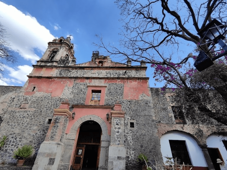 La iglesia tiene horario de visita. Foto: Cortesía