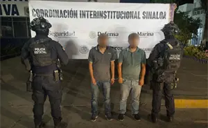 La persecución empezó en la calle y terminó en una casa: así cayó un par de sospechosos armados en Navolato