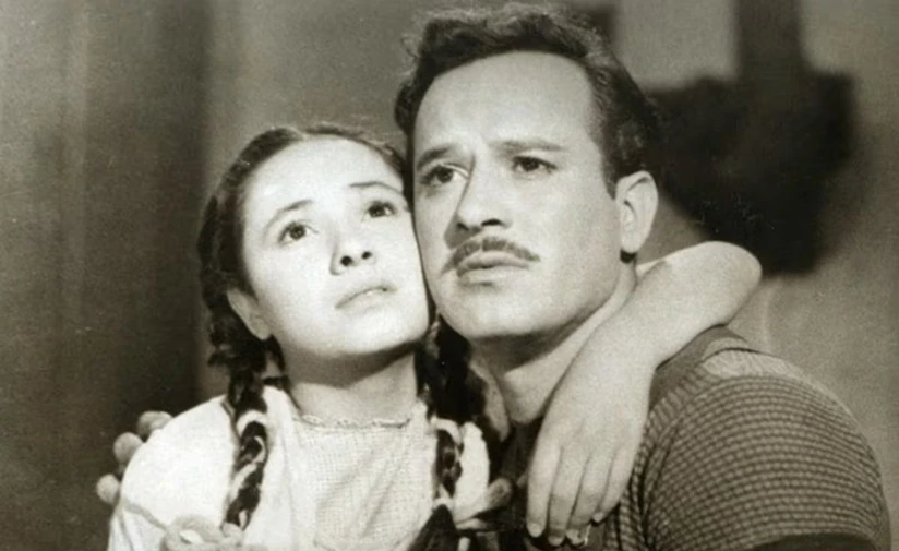 Pedro Infante sólo estudió hasta cuarto de primaria, ya que tuvo que trabajar para ayudar a su familia desde muy joven.