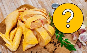 ¿Por qué el pollo de México es amarillo y el de USA es blanco?