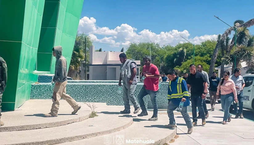 Tras dos días desaparecidos, localizan con vida a siete electricistas en Matehuala