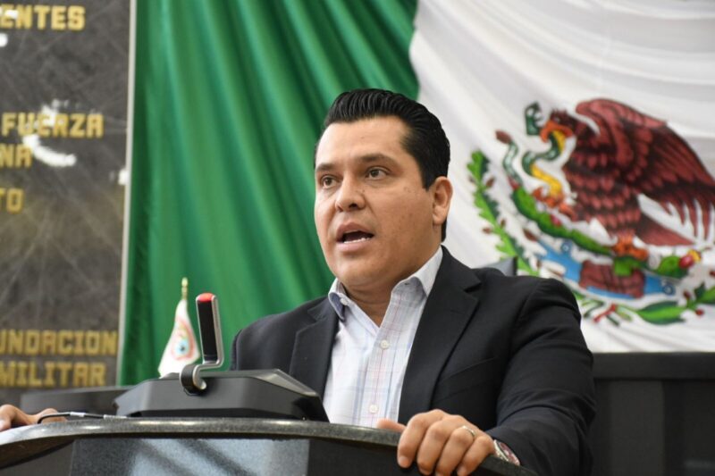 Roberto Carreón pide frenar entrega de agua de Chihuahua a Estados Unidos ante la sequía extrema