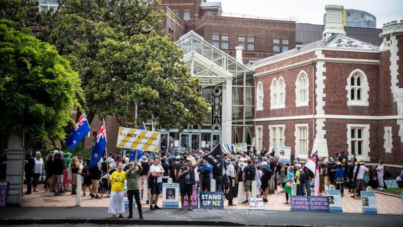 Pacientes rechazan transfusiones de sangre de vacunados contra covid: qué está pasando y por qué preocupa a los médicos