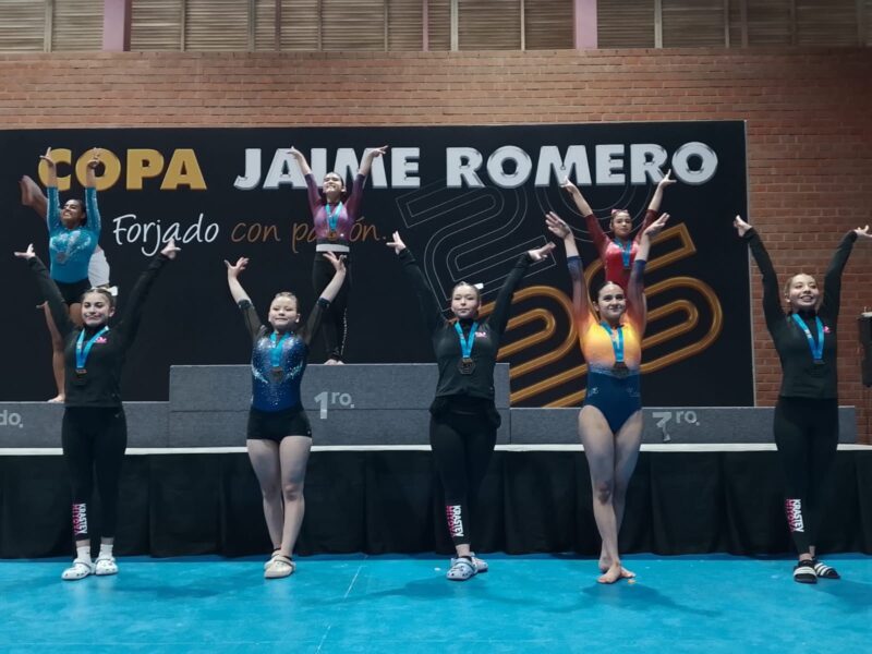 EXCELENTE CIERRE DE LAS GIMNASTAS DE ‘KRASTEV-MITOVA’ EN LA COPA “JAIME ROMERO”
