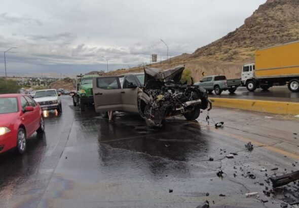 Registran dos accidentes vehiculares en vía a Aldama