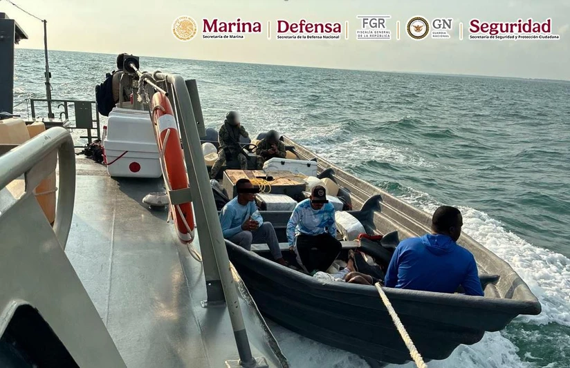 Aseguran casi una tonelada de cocaína en Chiapas tras operativo en altamar