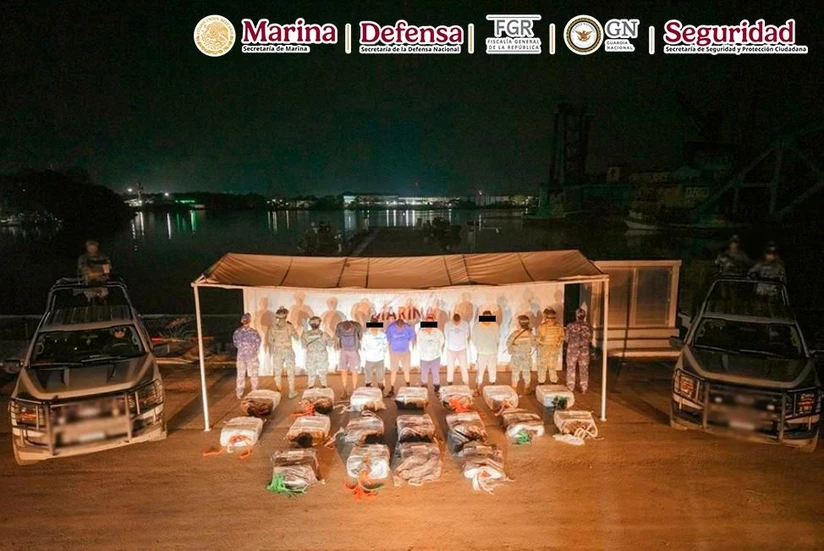 Aseguran casi una tonelada de cocaína en Chiapas tras operativo en altamar