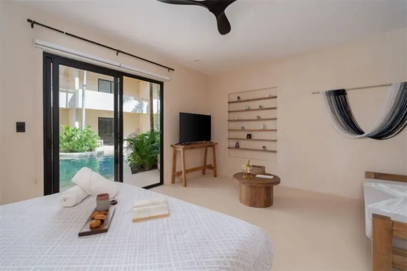 Así luce el departamento de Bárbara de Regil con piscina privada en Tulum