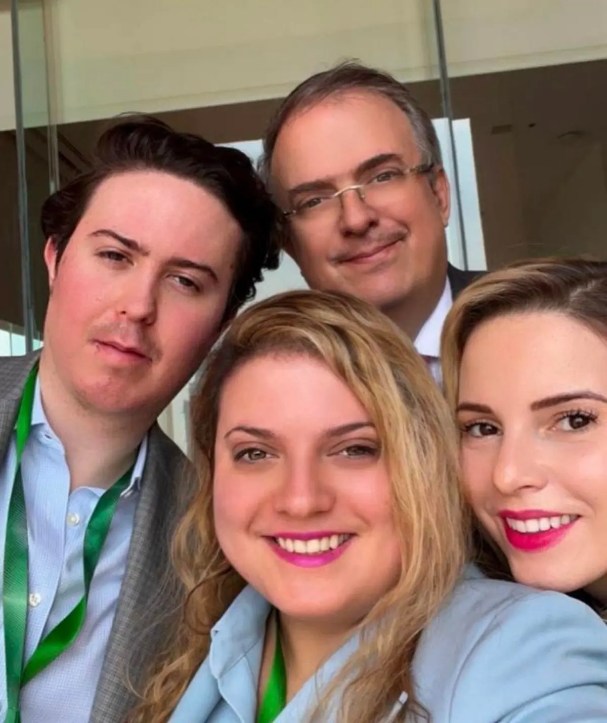 Los tres hijos mayores de Ebrard han desarrollado carreras alejadas de la política.