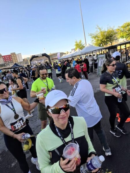 Noticias Chihuahua Pausa.MX Apoya Alan Falomir a participantes de carrera en Distrito 1