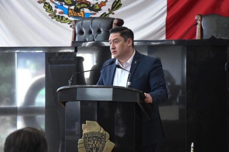 Aprueba Congreso reforma de Alfredo Chávez para hacer más accesibles las escuelas