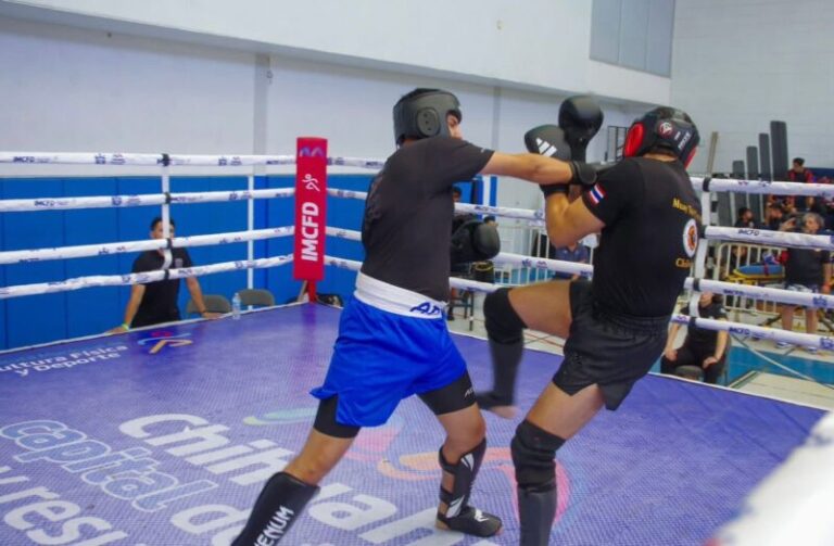 Peleadores de Chihuahua listos para participar en el Nacional de Kickboxing en el Deportivo Tricentenario