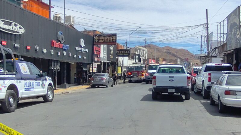 Cierran tiendas aledañas “El Pasito” tras incendio