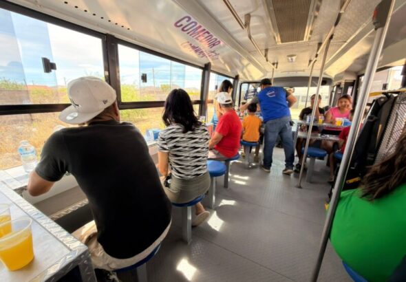 Comedor móvil recorre colonias de la capital