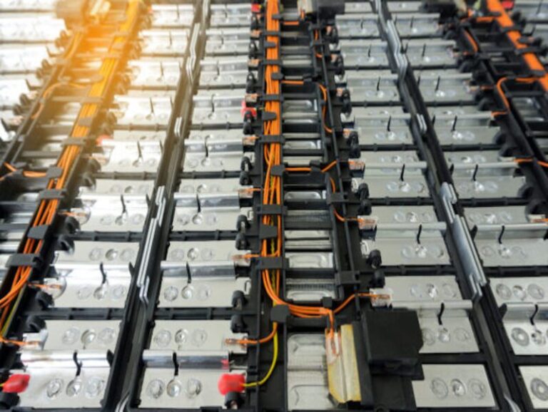 Energía del futuro: avances en baterías revolucionan el mercado eléctrico