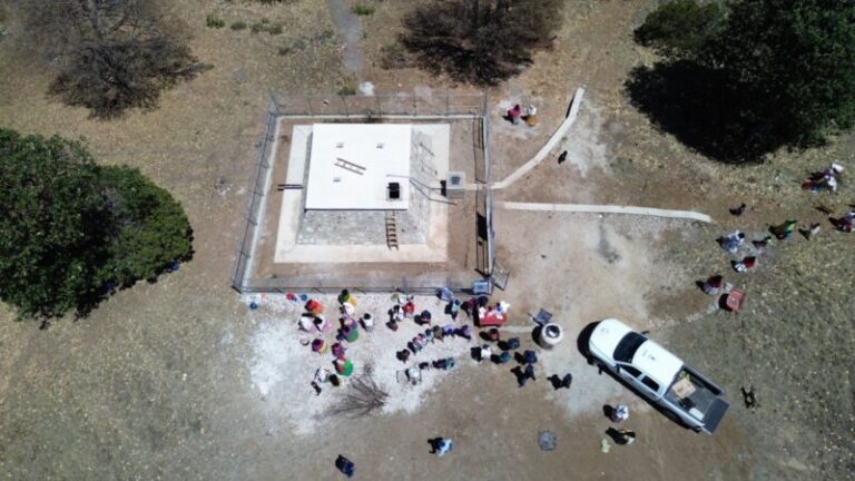 Entrega JCAS sistema integral de agua potable en Baquiriachi, Batopilas