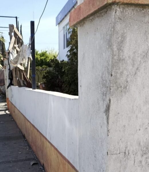 ¡FOCO ROJO! Casa abandonada se convierte en guarida de adicciones a unos pasos de escuelas infantiles