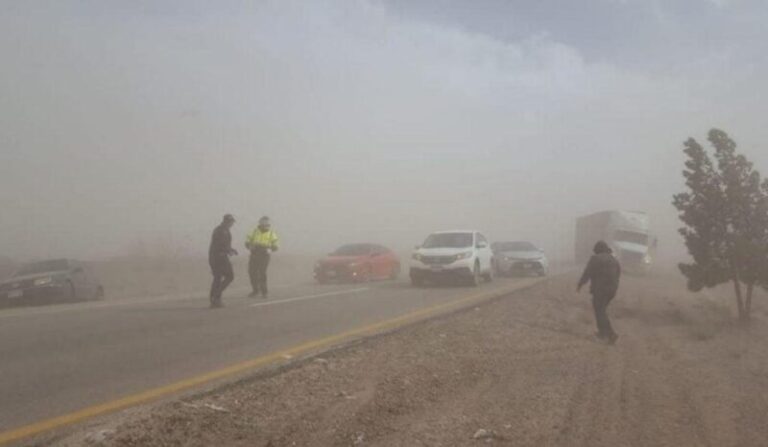 Frente frío 44 generará vientos fuertes y lluvias