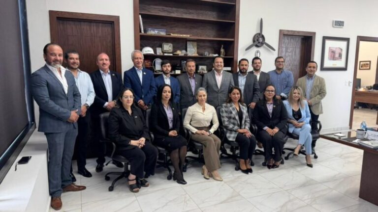 Impulsa Jesús Valenciano nuevas carreras para fortalecer el desarrollo de Delicias y la región