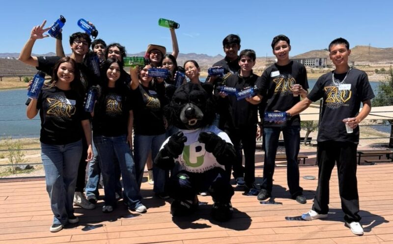 Lanza Politécnica programa de liderazgo GZ100 para jóvenes