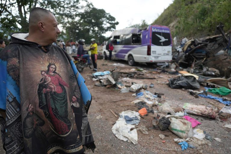 Masacre en carretera deja 20 muertos explosión sacude la vía panamericana y desata terror