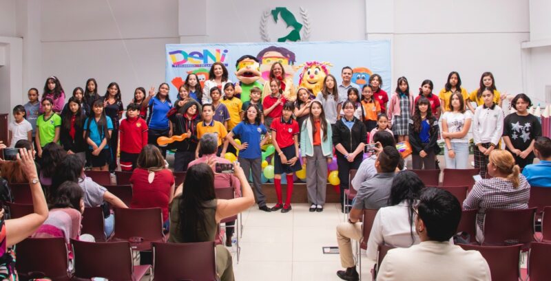 Premia CEDH a ganadores del concurso «Dibujando mis derechos»