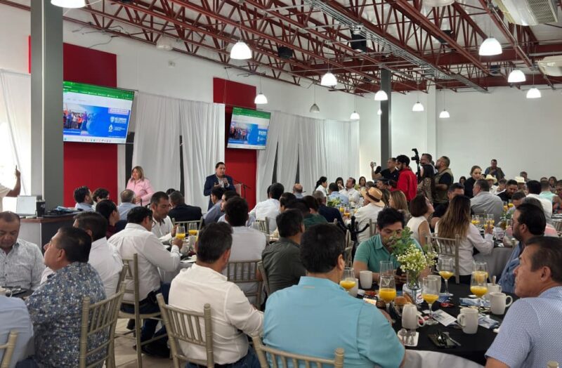 Presenta Alan Falomir, avances de la JMAS Chihuahua ante la CMIC