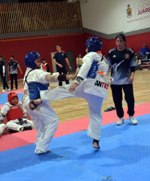 Noticias Chihuahua Pausa.MX Realizan con éxito el “Tope de Tae Kwon Do" en Juárez