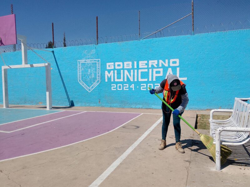 Refuerzan estrategia de limpieza y rehabilitación urbana en Parral