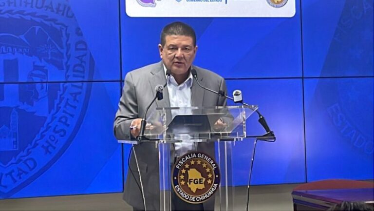 Renuncia César Jáuregui a la Fiscalía General del Estado