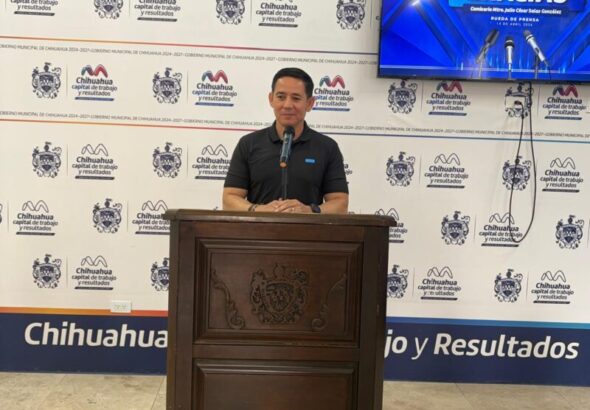 Separarán dos policías municipales por «ordeña» de patrullas