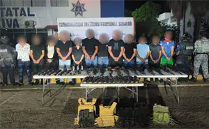 Golpe a red criminal en Sinaloa: detienen a cinco hombres armados