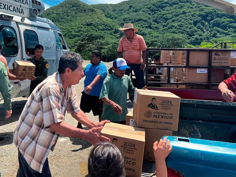 Licitan más de un millón en despensas para adultos mayores