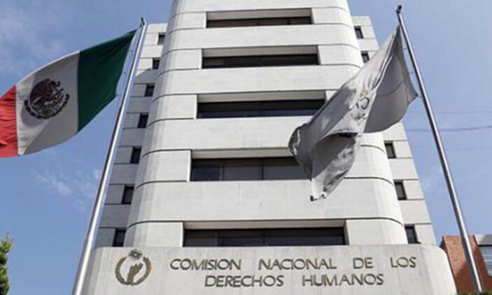 CNDH convoca a universitarios a concurso nacional de ensayo