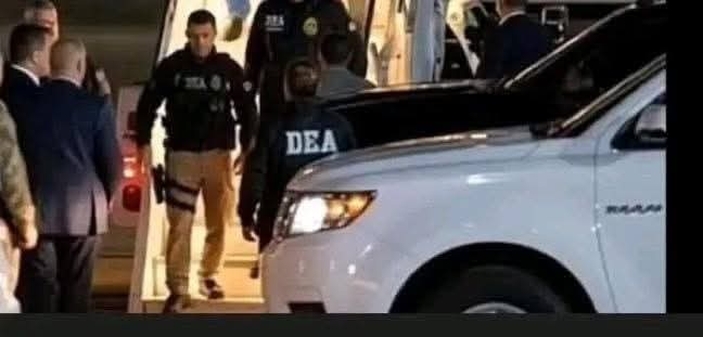 Aterriza jet privado con agentes de la DEA en Culiacán