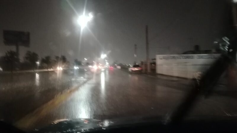 Pronostican lluvias y fuertes vientos hoy